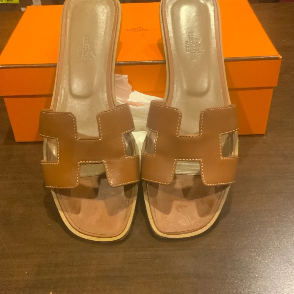 Hermes Gold Oran Sandals. A closet staple! - Picture 1 of 11